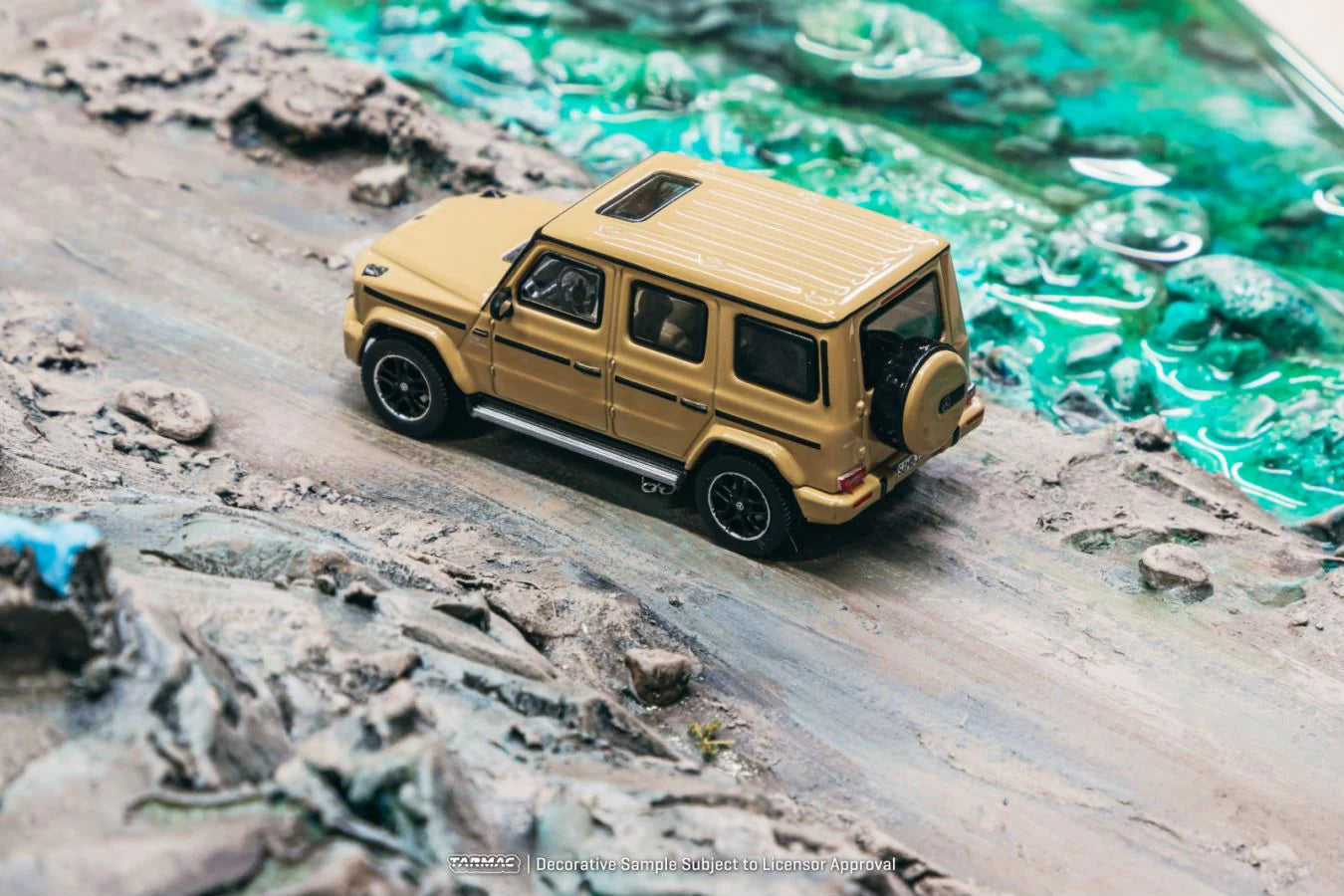 (Preorder) Tarmac Works 1:64 Mercedes-AMG G 63 – Brown – Road64