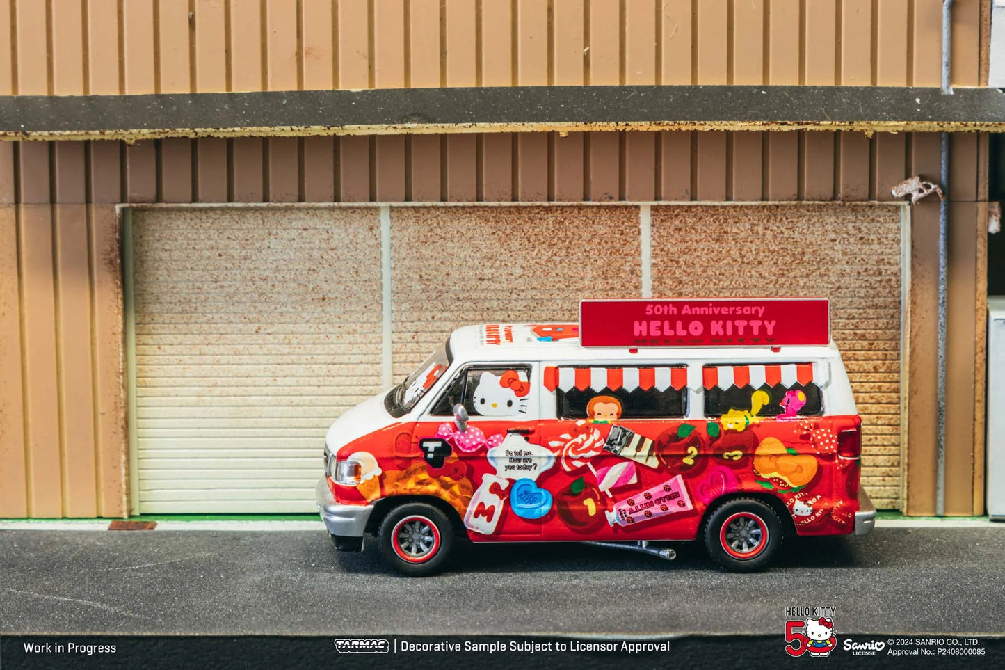 (Preorder) Tarmac Works 1:64 Dodge Van Hello Kitty Food Truck- White