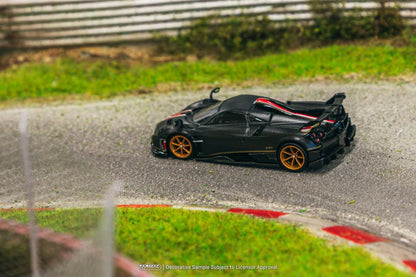 (Preorder) Tarmac Works 1:64 Pagani Imola Limited Edition – Matt Black Carbon Fiber- Global64