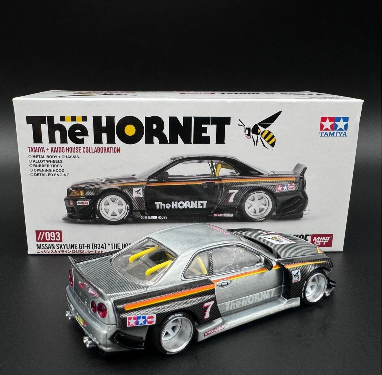 Kaido House + Mini GT 1:64 Nissan Skyline GT-R (R34) "The Hornet" [Chase] (Coming Soon)