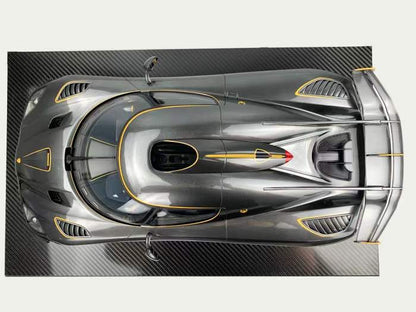 FrontiArt 1:8 Koenigsegg Agera RS Phoenix Carbon Gold F124-156 (Preorder)