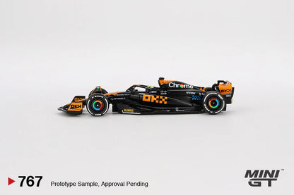 (Preorder) Mini GT 1:64 McLaren MCL60 #4 Lando Norris 2023 F1 Japan GP 2nd Place